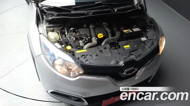Renault-KoreaSamsung Captur 2015 thumb 6