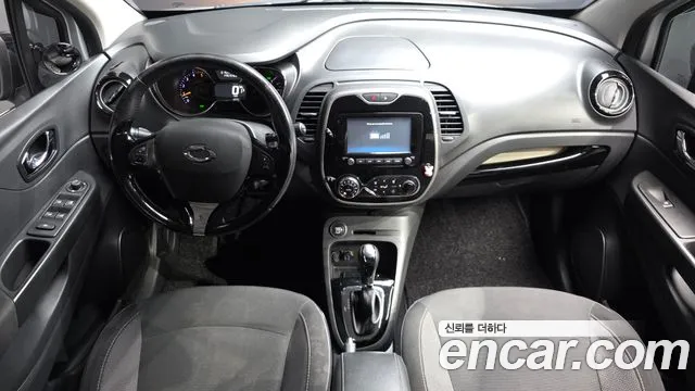 Renault-KoreaSamsung Captur 2015 thumb 7