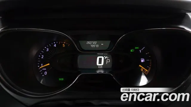 Renault-KoreaSamsung Captur 2015 thumb 8