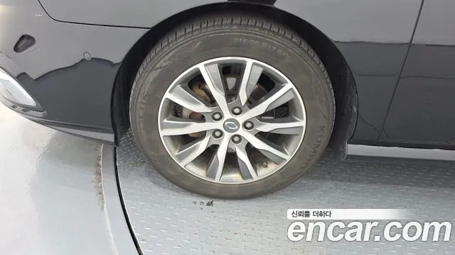 Renault-KoreaSamsung SM5 2015 thumb 5