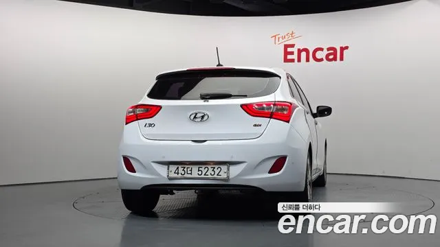 Hyundai i30 2013 thumb 4
