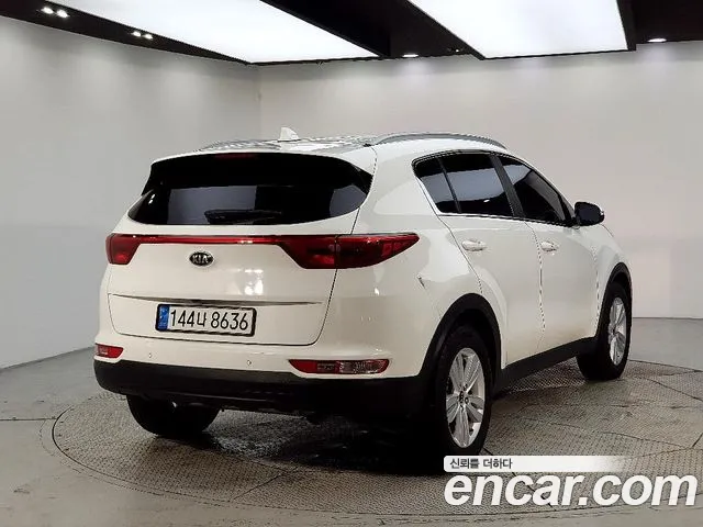 Kia Sportage 2016 thumb 4