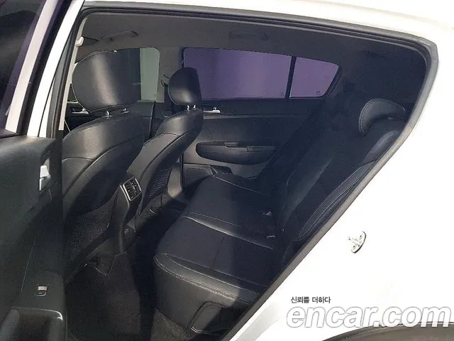 Kia Sportage 2016 thumb 9