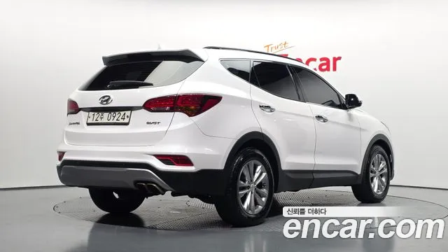 Hyundai Santa Fe 2016 thumb 2