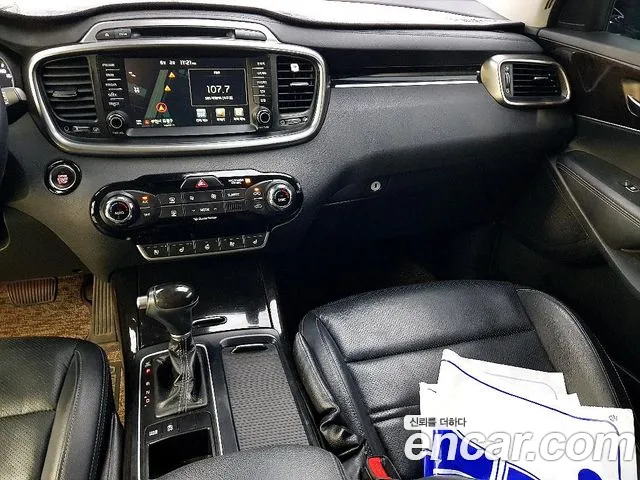 Kia Sorento 2016 thumb 10