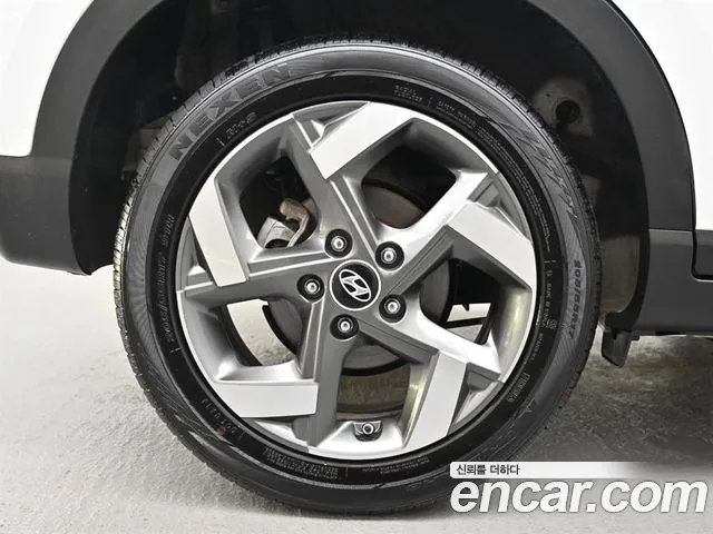 Hyundai Venue 2024 thumb 5