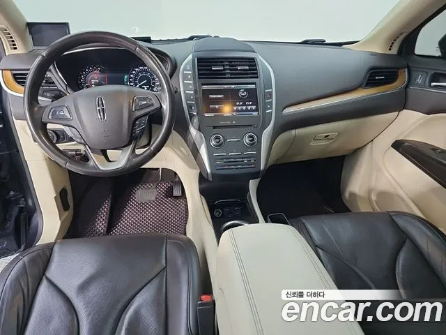 Lincoln MKC 2015 thumb 5