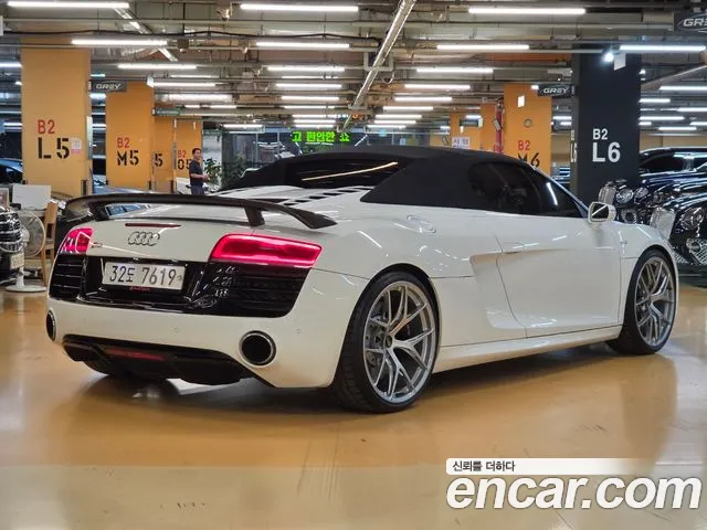 Audi R8 2014 thumb 3