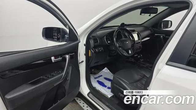 Kia Sorento 2013 thumb 10