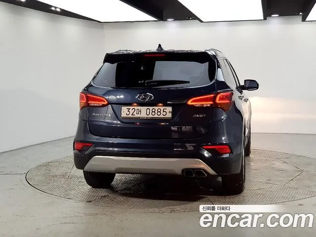 Hyundai Santa Fe 2016 thumb 3