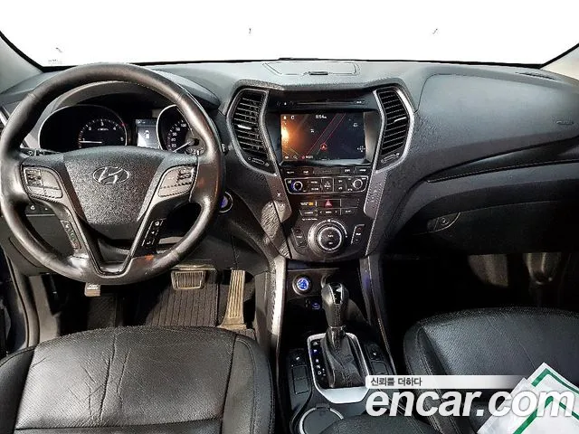 Hyundai Santa Fe 2016 thumb 5