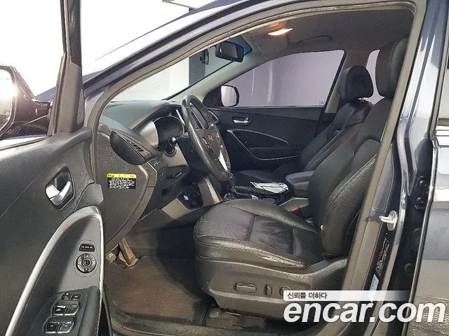 Hyundai Santa Fe 2016 thumb 8