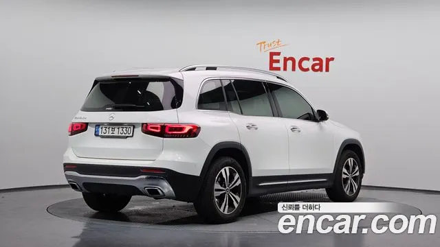Mercedes-Benz GLB 2022 thumb 2
