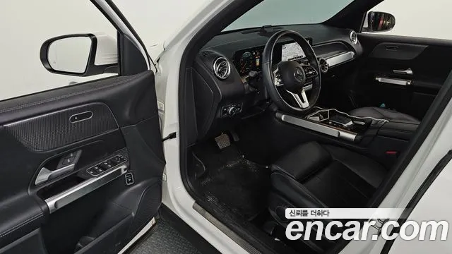 Mercedes-Benz GLB 2022 thumb 10
