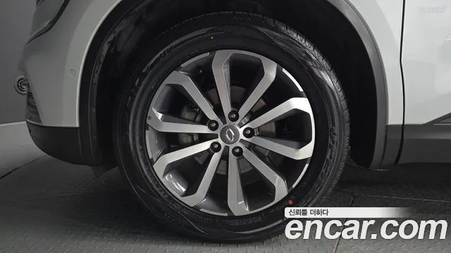 Renault-KoreaSamsung Koleos 2020 thumb 5