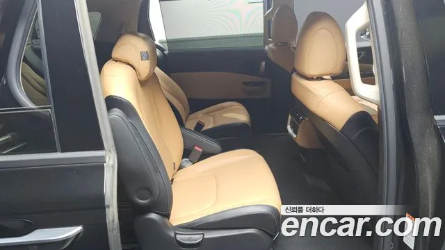 Kia Carnival 2020 thumb 11