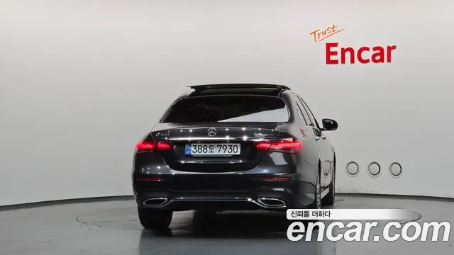 Mercedes-Benz E-Класс 2021 thumb 4