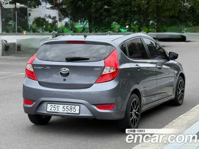 Hyundai Accent 2015 thumb 2