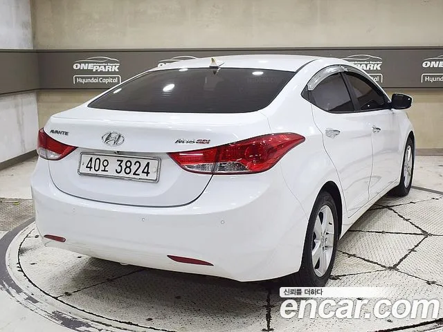 Hyundai Avante 2011 thumb 3