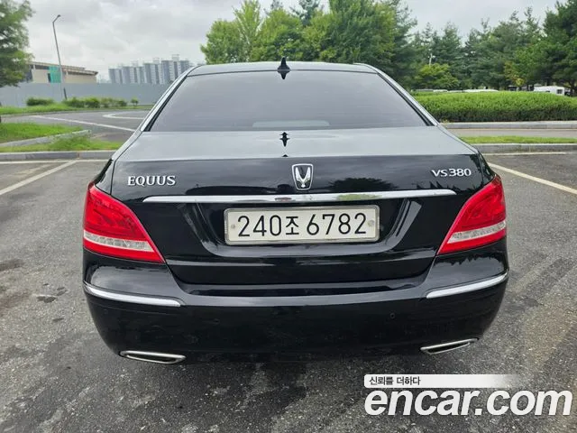 Hyundai Equus 2010 thumb 4
