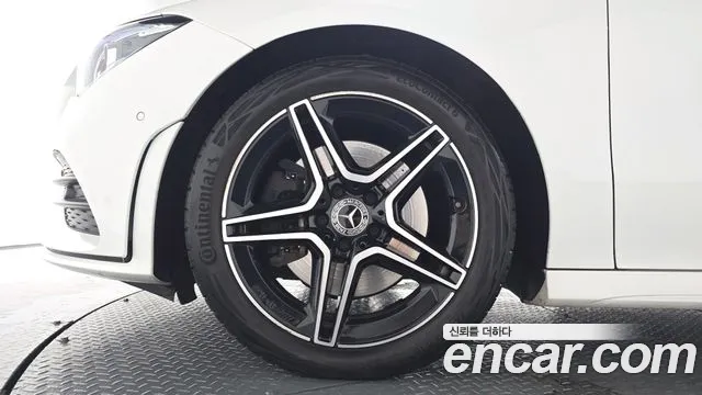 Mercedes-Benz CLA 2021 thumb 4