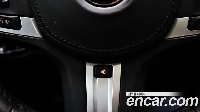 BMW 5-Series 2018 thumb 10
