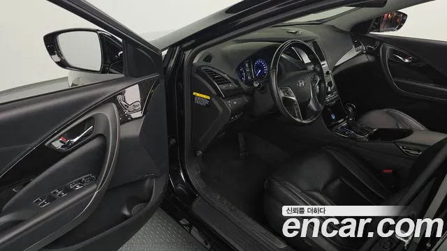 Hyundai Grandeur 2015 thumb 10