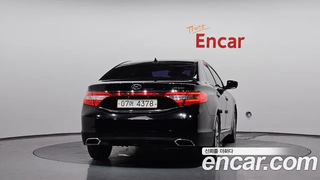 Hyundai Grandeur 2017 thumb 4