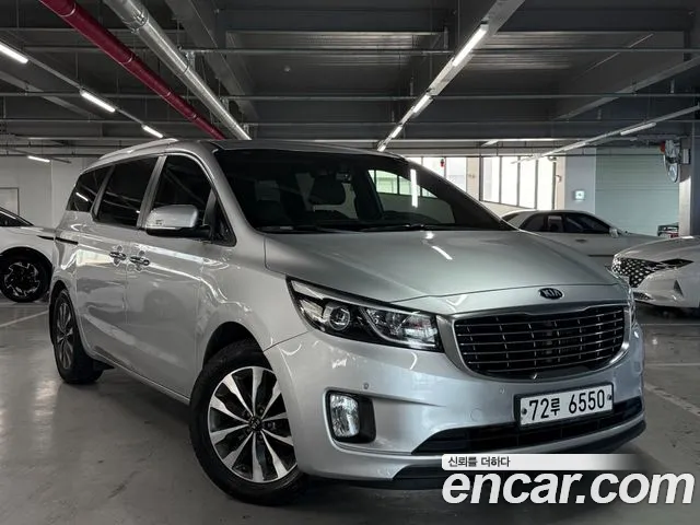 Kia Carnival 2014 thumb 12