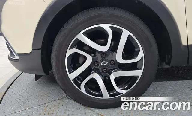 Renault-KoreaSamsung Captur 2015 thumb 5