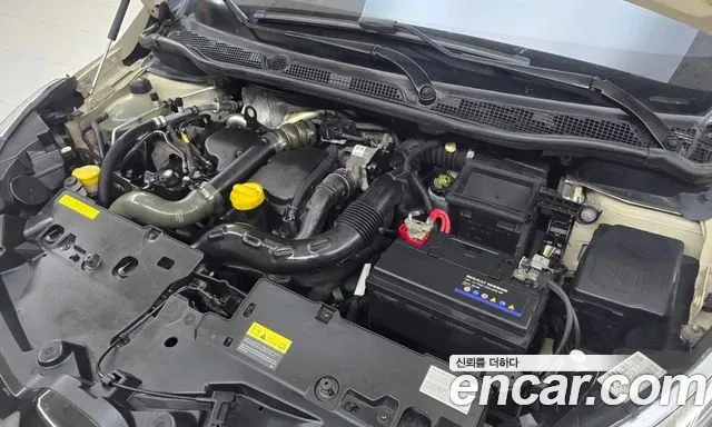 Renault-KoreaSamsung Captur 2015 thumb 6