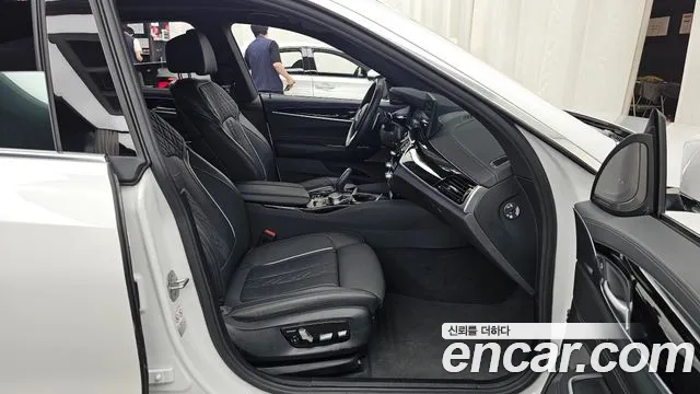 BMW Gran Turismo 2023 thumb 11