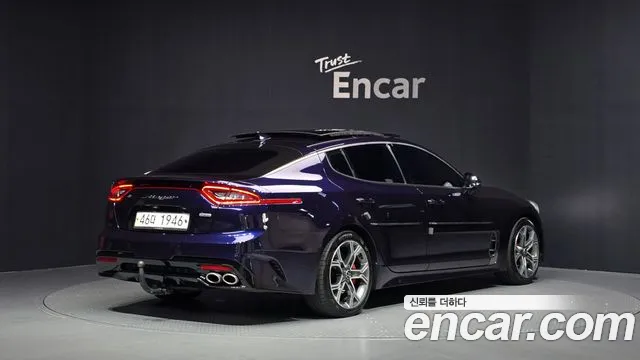 Kia Stinger 2019 thumb 2