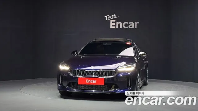 Kia Stinger 2019 thumb 3