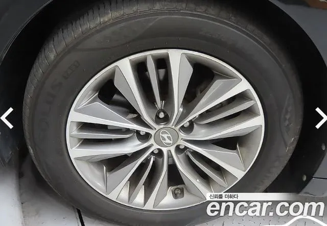 Hyundai Grandeur 2014 thumb 4