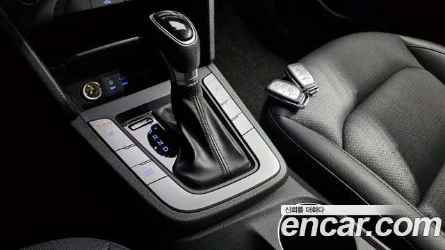Hyundai Avante 2017 thumb 9
