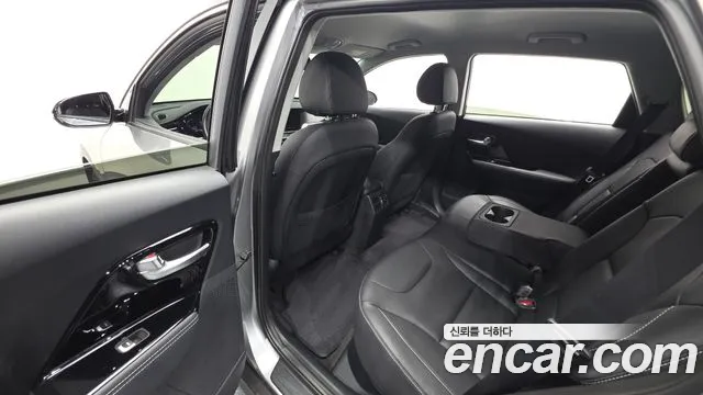Kia Niro 2021 thumb 11