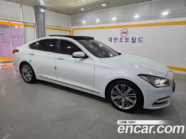 Genesis G80 2017 thumb 6
