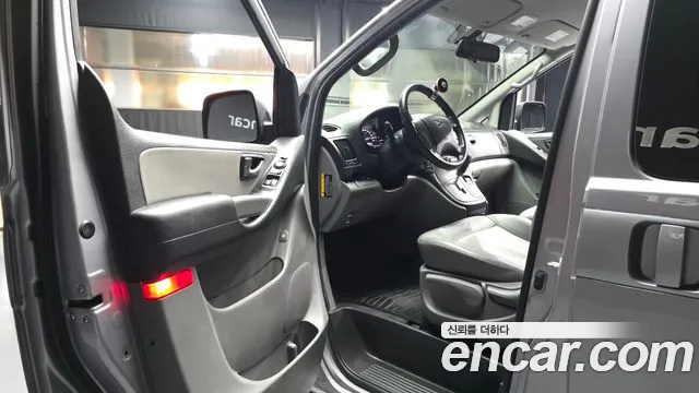 Hyundai Starex 2021 thumb 10