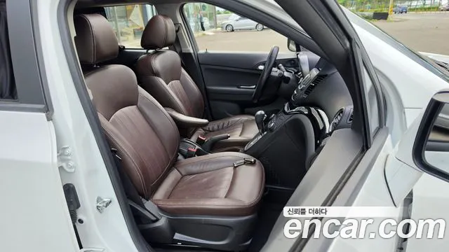 ChevroletGMDaewoo Orlando 2016 thumb 11