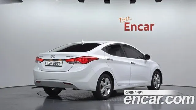 Hyundai Avante 2011 thumb 2