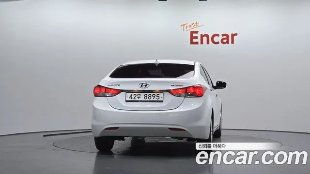 Hyundai Avante 2011 thumb 4