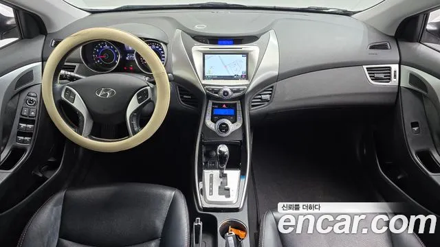 Hyundai Avante 2011 thumb 7