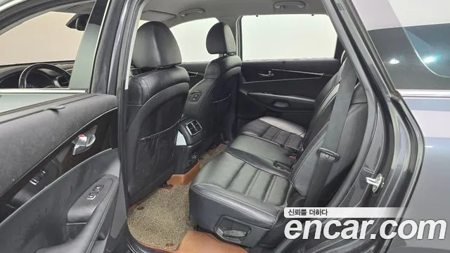 Kia Sorento 2017 thumb 11