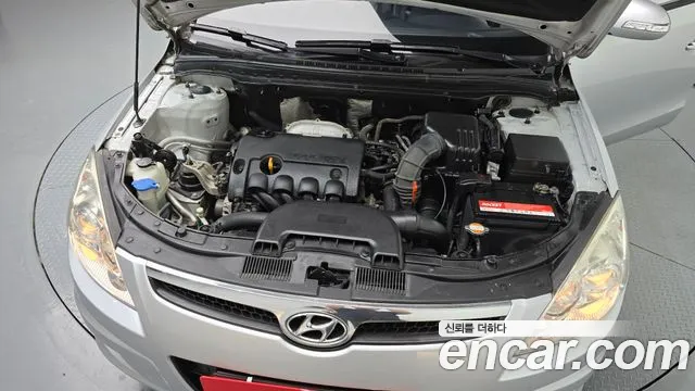 Hyundai i30 2009 thumb 6