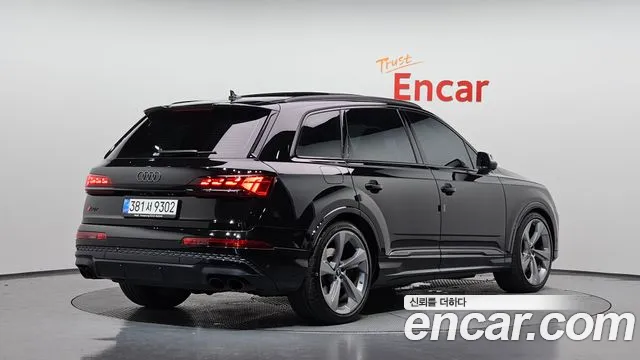 Audi SQ7 2025 thumb 2