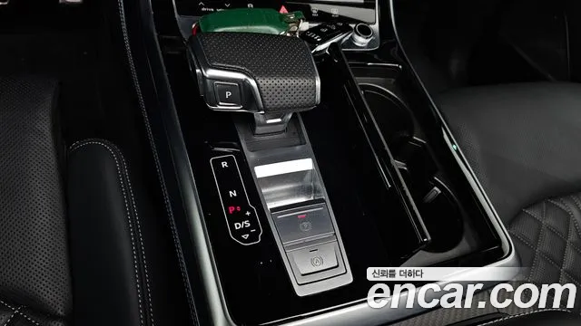 Audi SQ7 2025 thumb 9