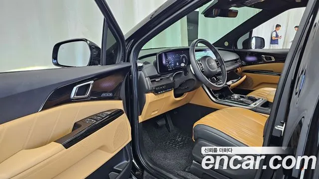 Kia Carnival 2023 thumb 10