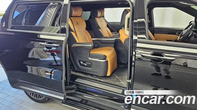 Kia Carnival 2023 thumb 12
