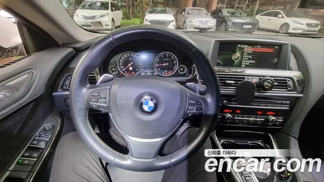 BMW 6-Series 2015 thumb 9
